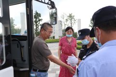 台州民政与殡协考察团来浙江js3333线路检测中心交流学习